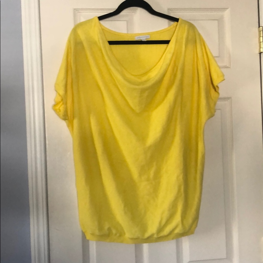 Simple Yellow Boatneck Light Short Sleeve Top